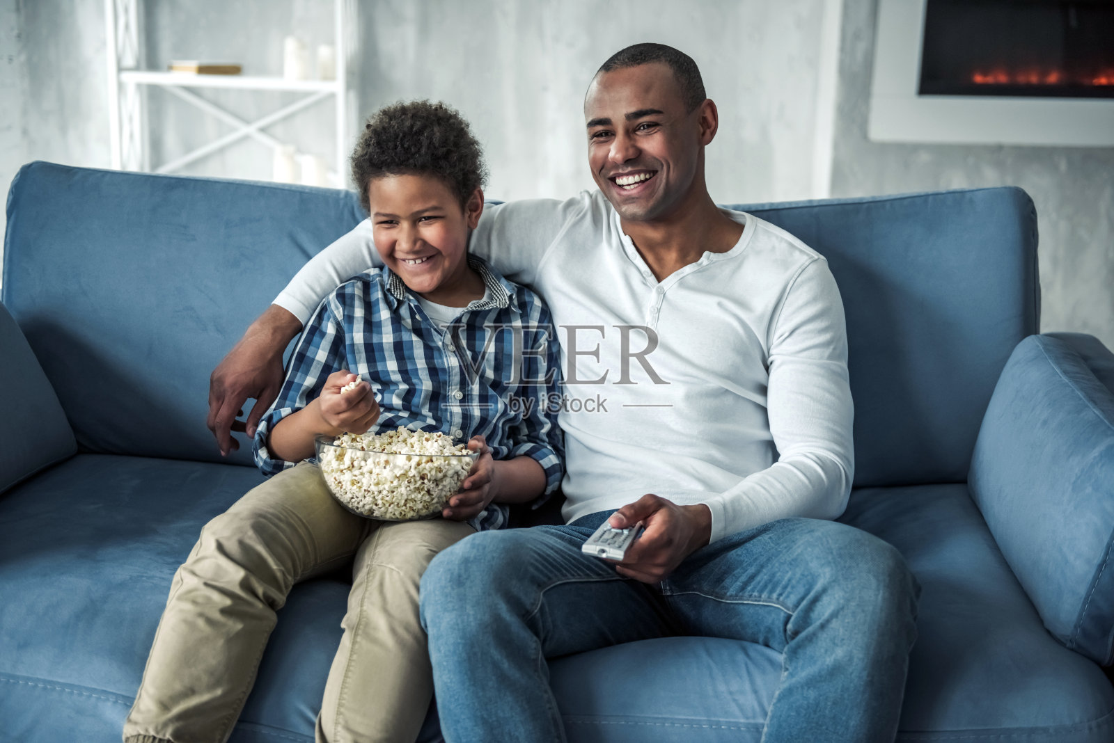 父亲和儿子照片摄影图片