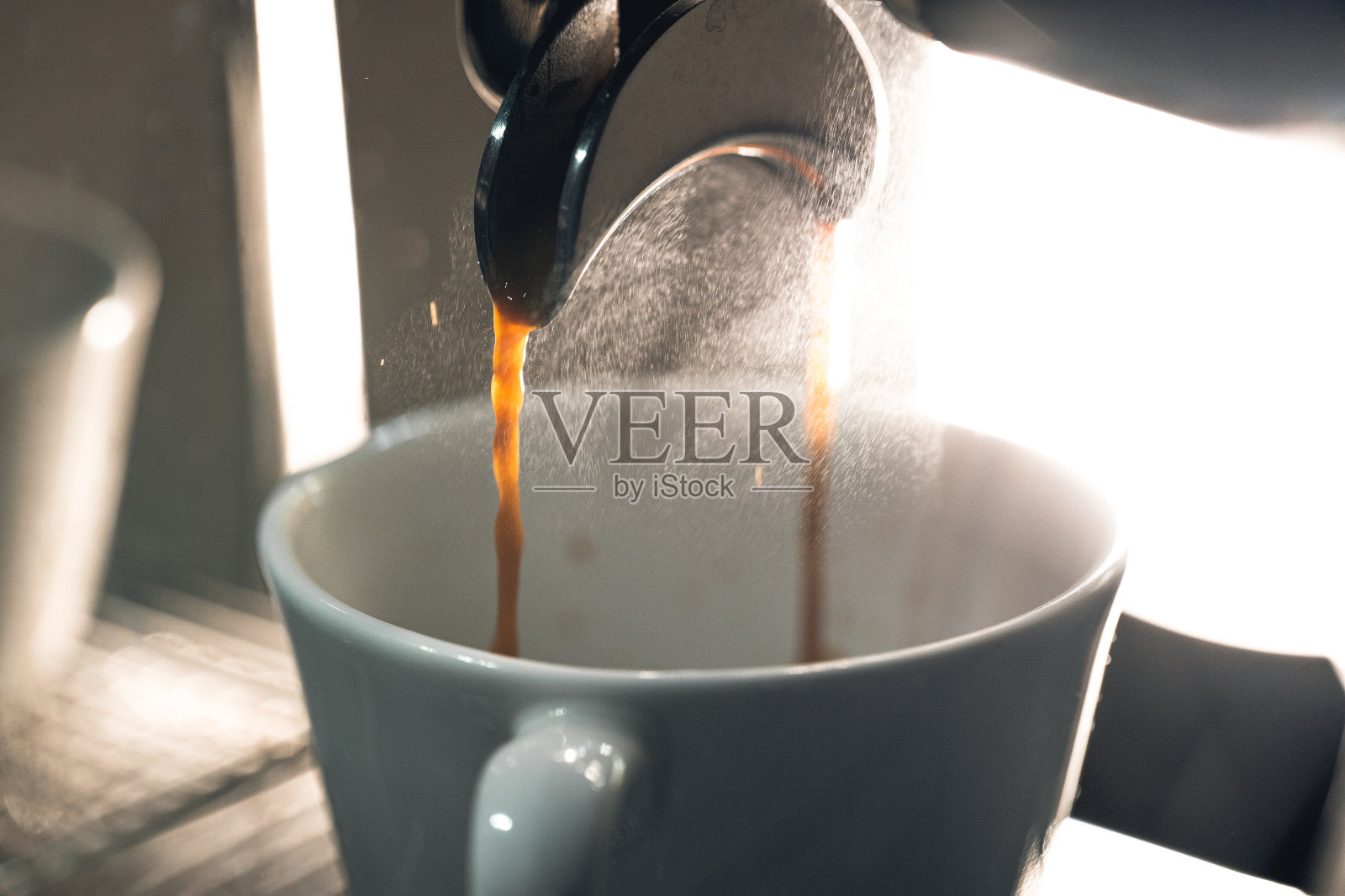 咖啡——用家里的机器煮咖啡照片摄影图片