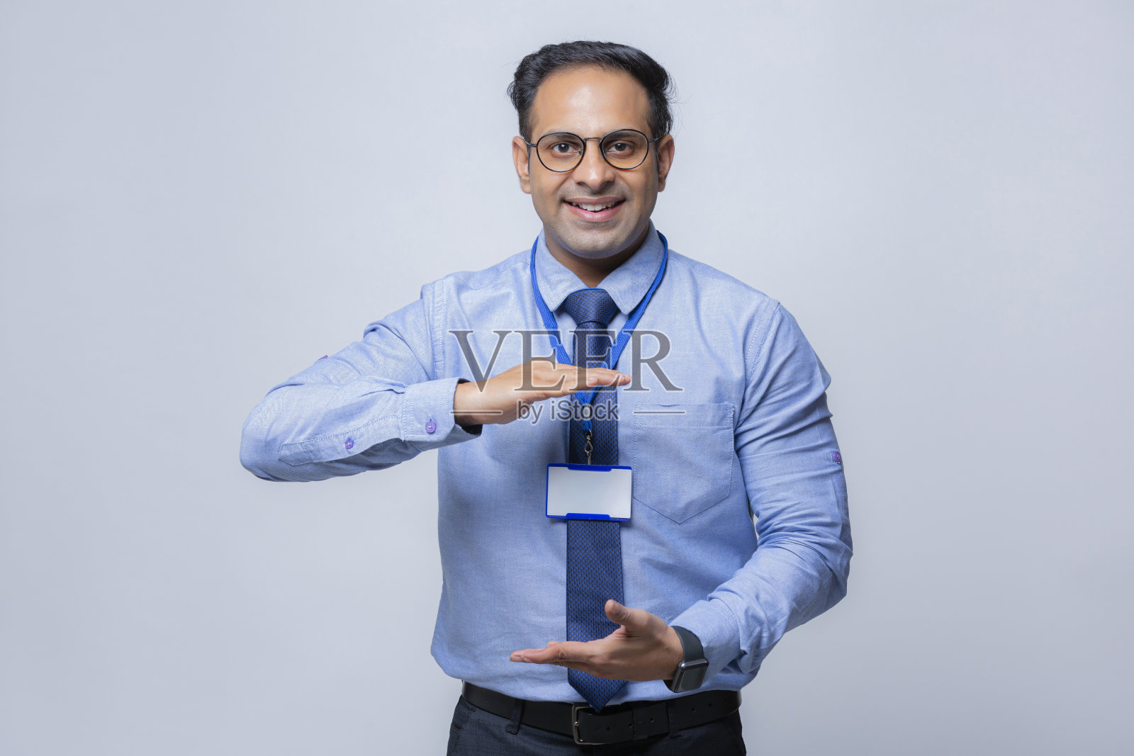 年轻的印度商人形象照片摄影图片