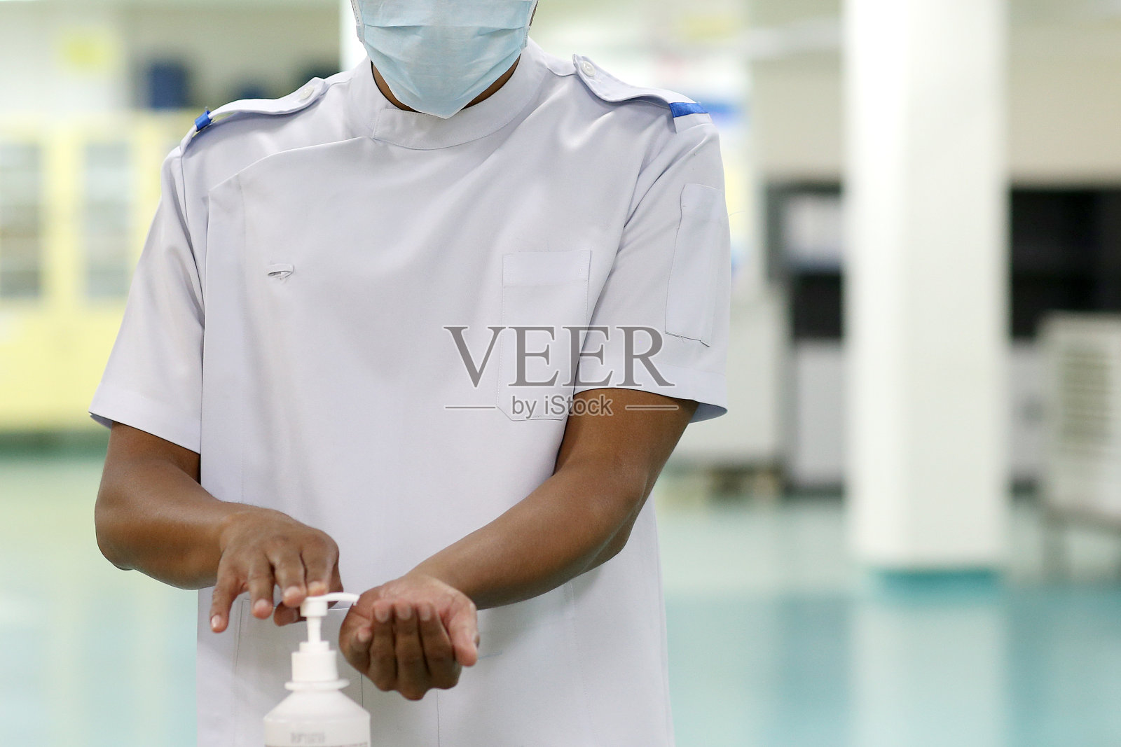 新冠肺炎:医院适应新常态照片摄影图片