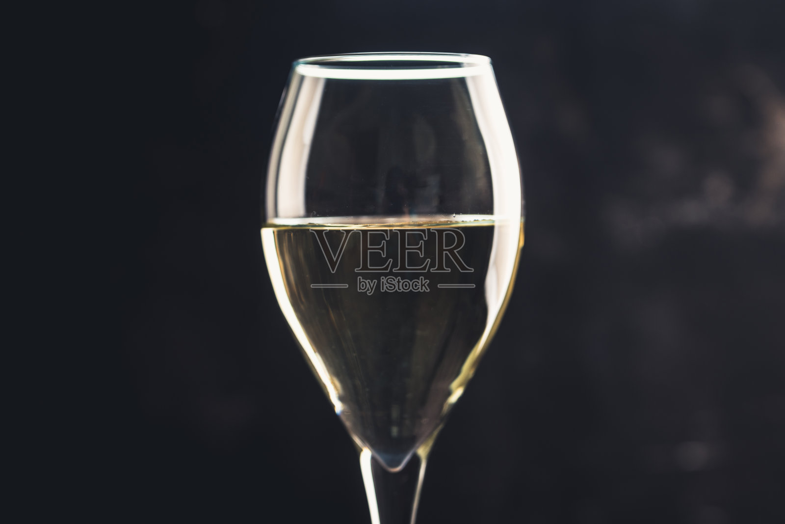 以白葡萄酒为背景的乡村照片摄影图片