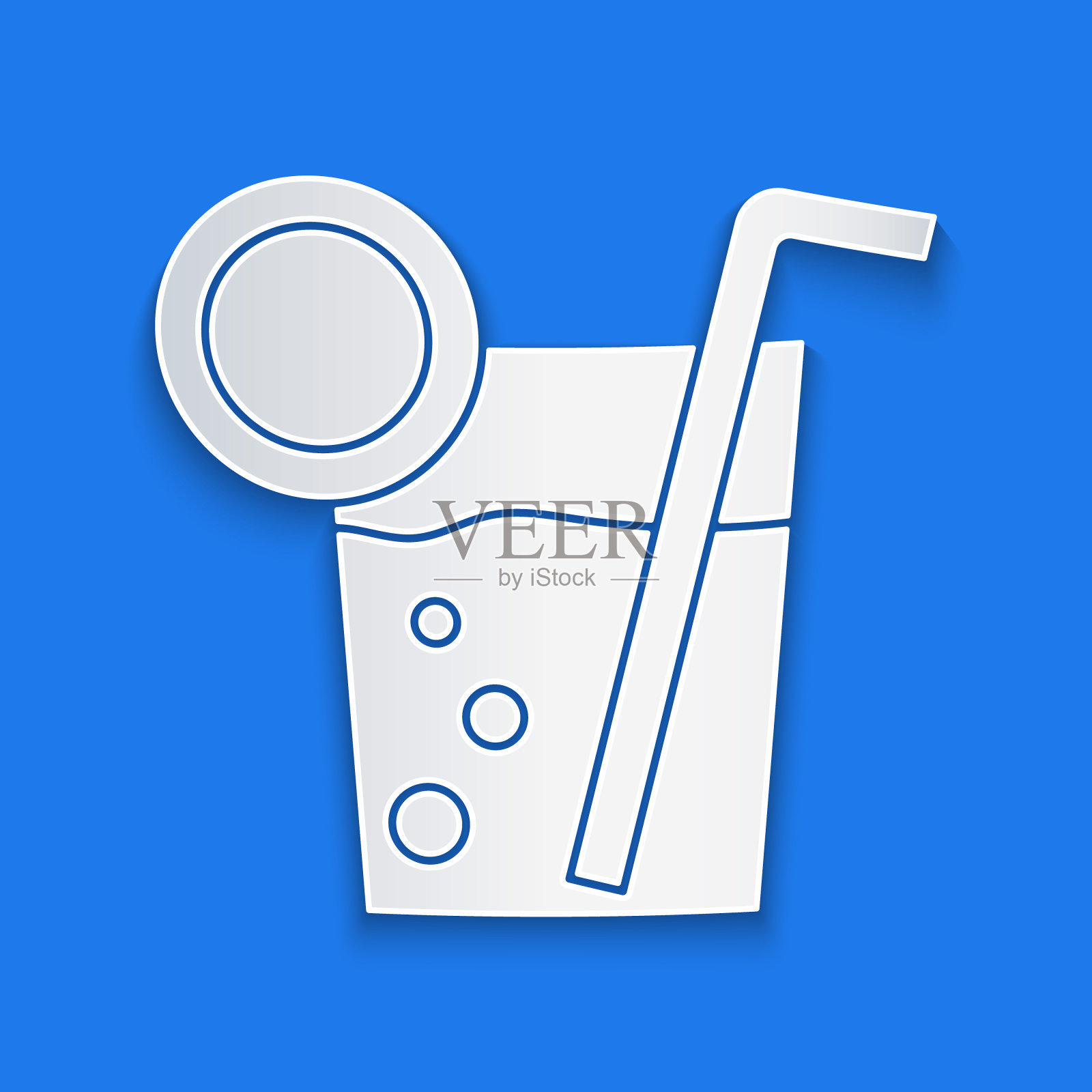 剪纸鸡尾酒图标孤立在蓝色背景。纸艺术风格。矢量图插画图片素材