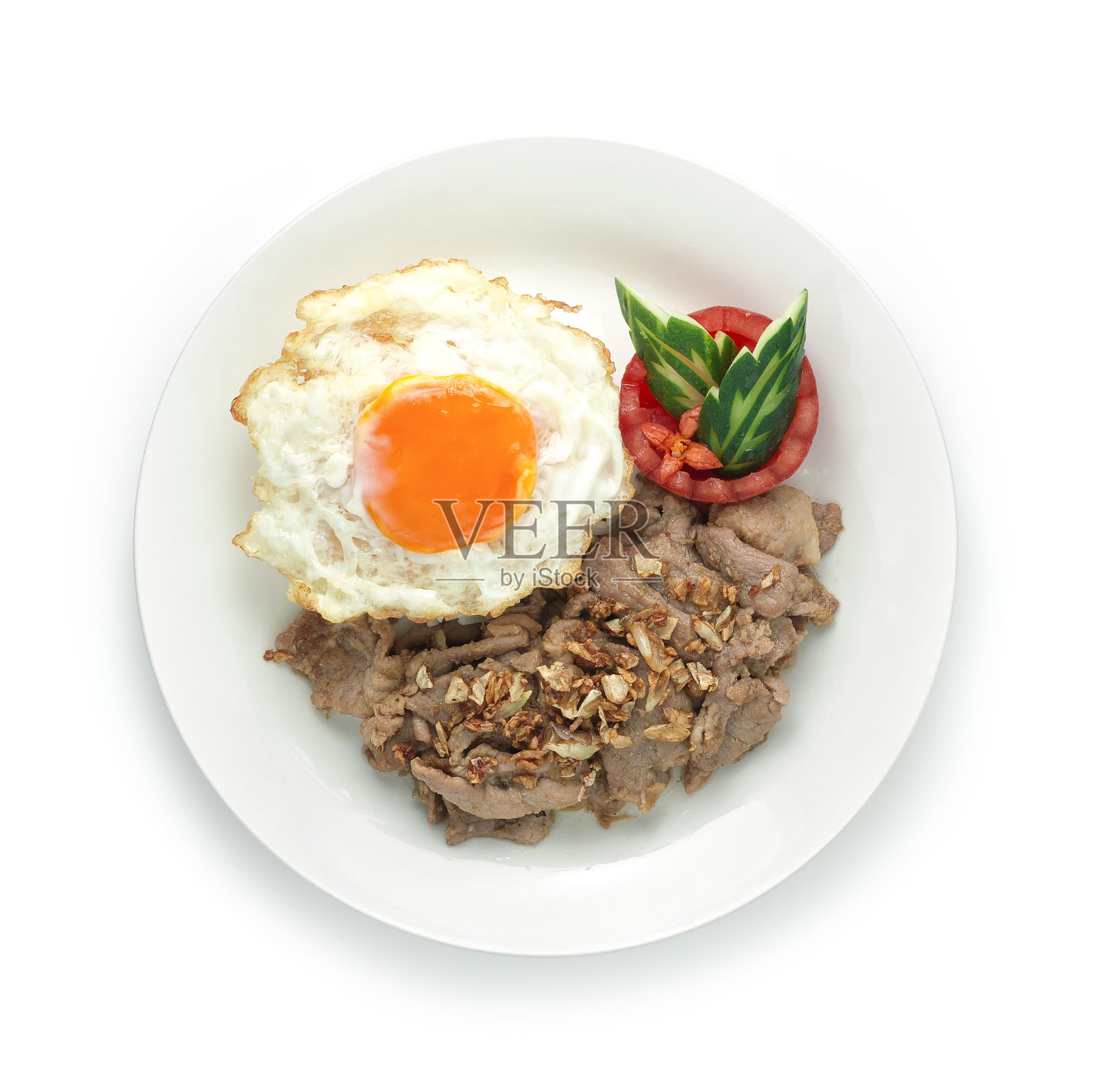 泰式菜蒜蓉炒猪肉和泰式辣椒炒蒜蓉炒饭照片摄影图片