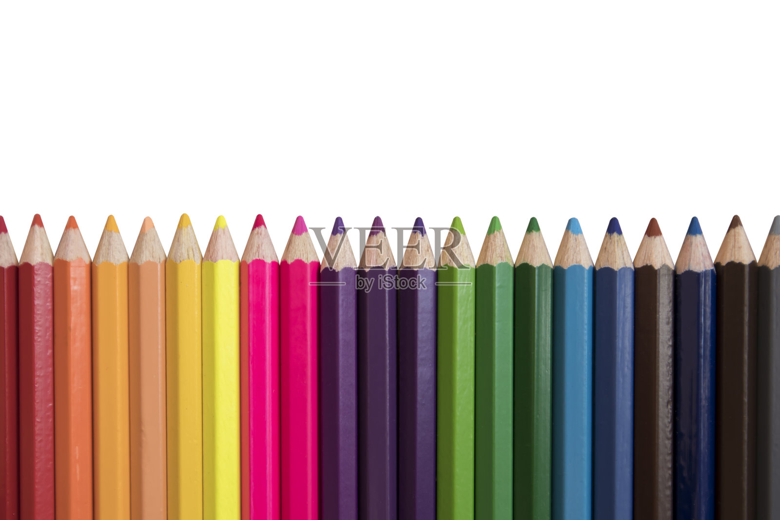 白色背景上各种颜色的彩色铅笔照片摄影图片