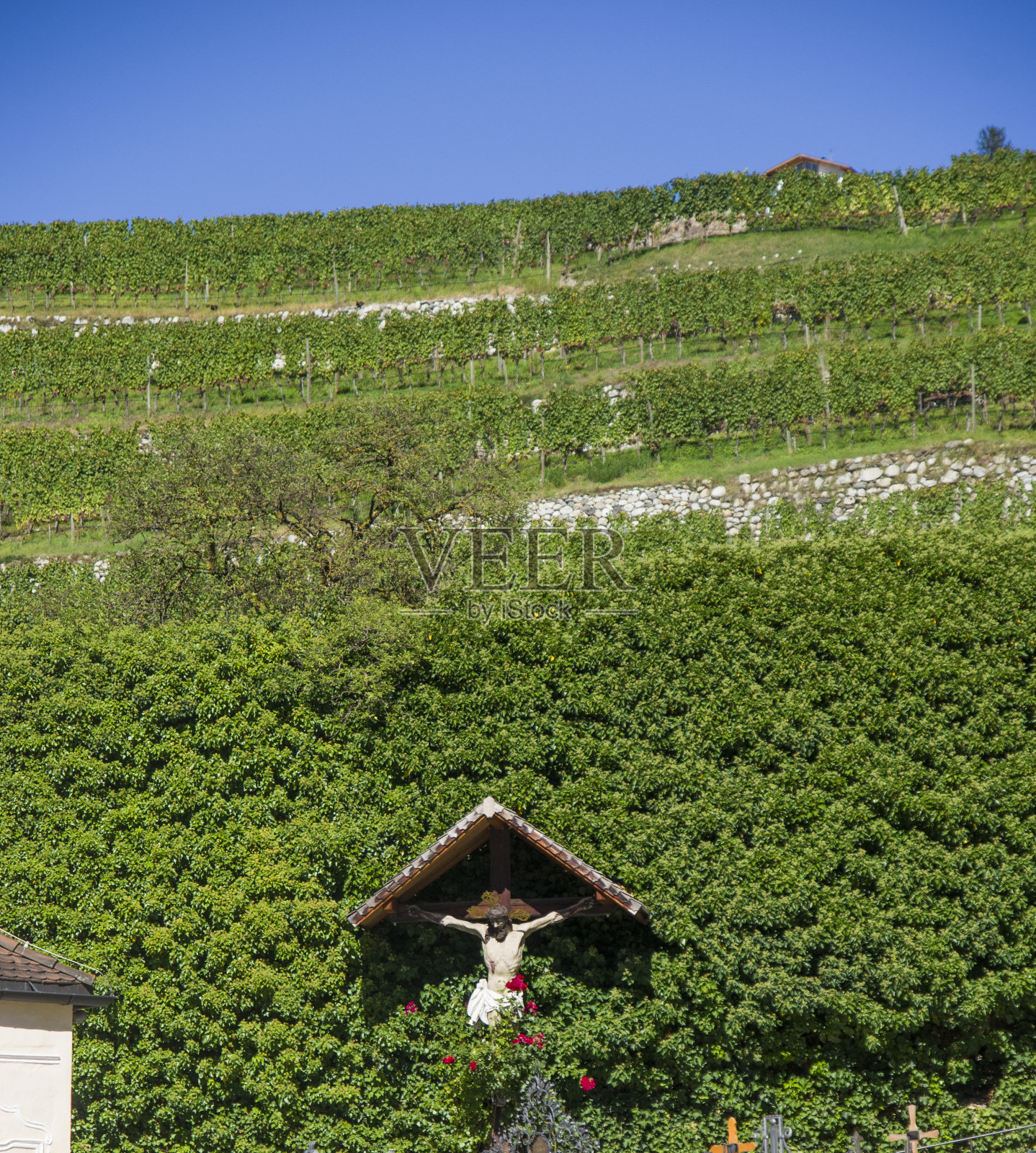 耶稣基督，木制十字架，人们自发的宗教信仰照片摄影图片