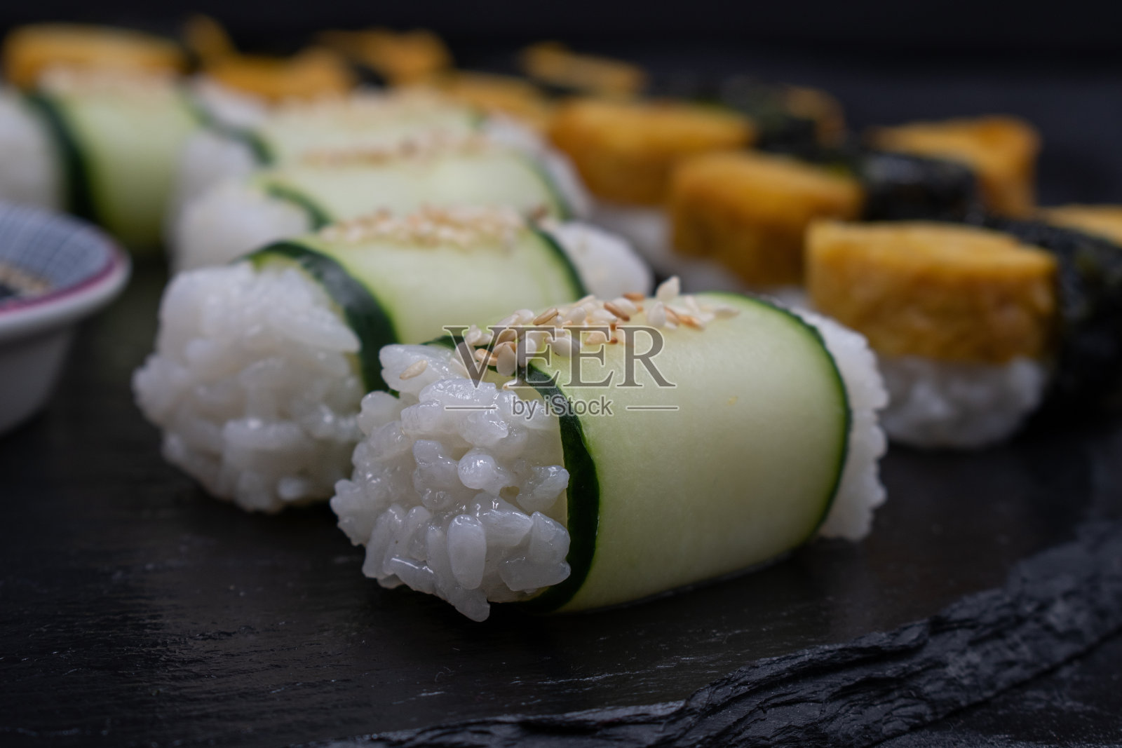 素食寿司照片摄影图片