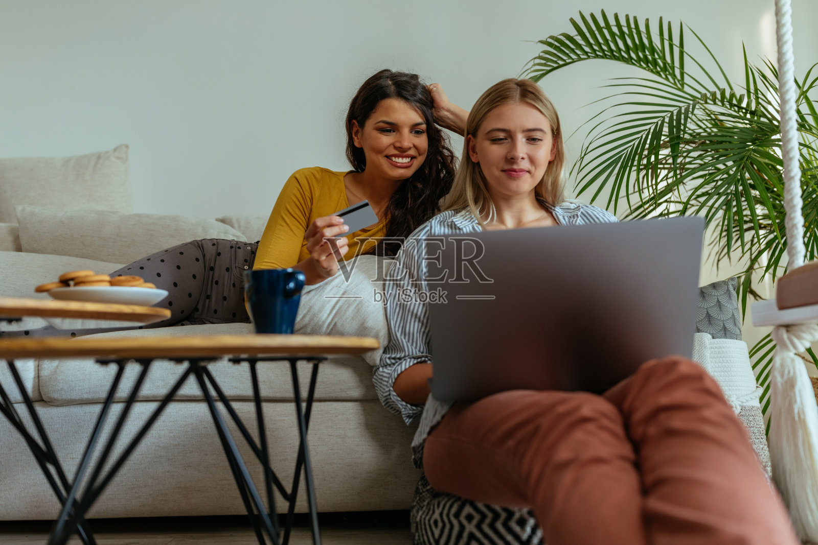 网上购物照片摄影图片