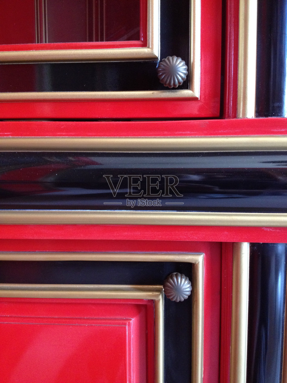 华丽的橱柜设计细节红黑相间照片摄影图片
