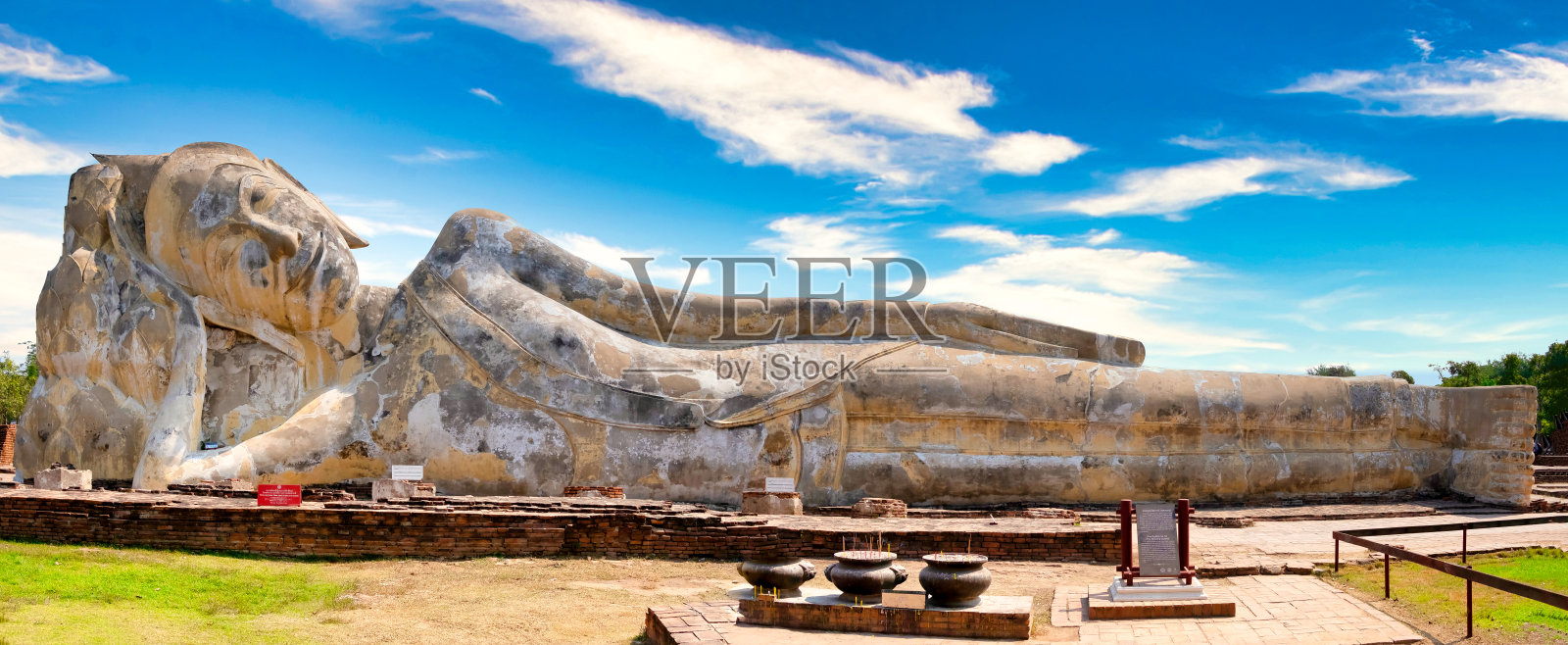 泰国大城府，卧佛寺照片摄影图片