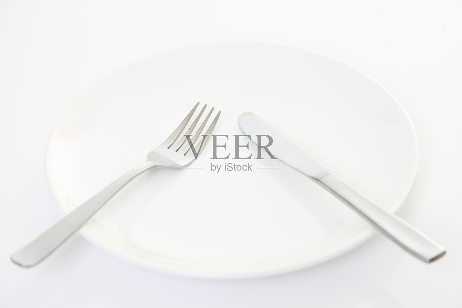 从吃饭中休息一下照片摄影图片