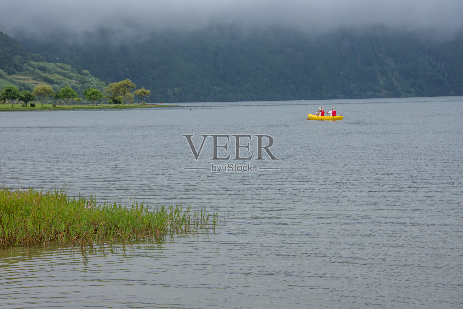 漫步亚速尔群岛。发现圣米格尔岛，亚速尔群岛。葡萄牙。citades分手照片摄影图片