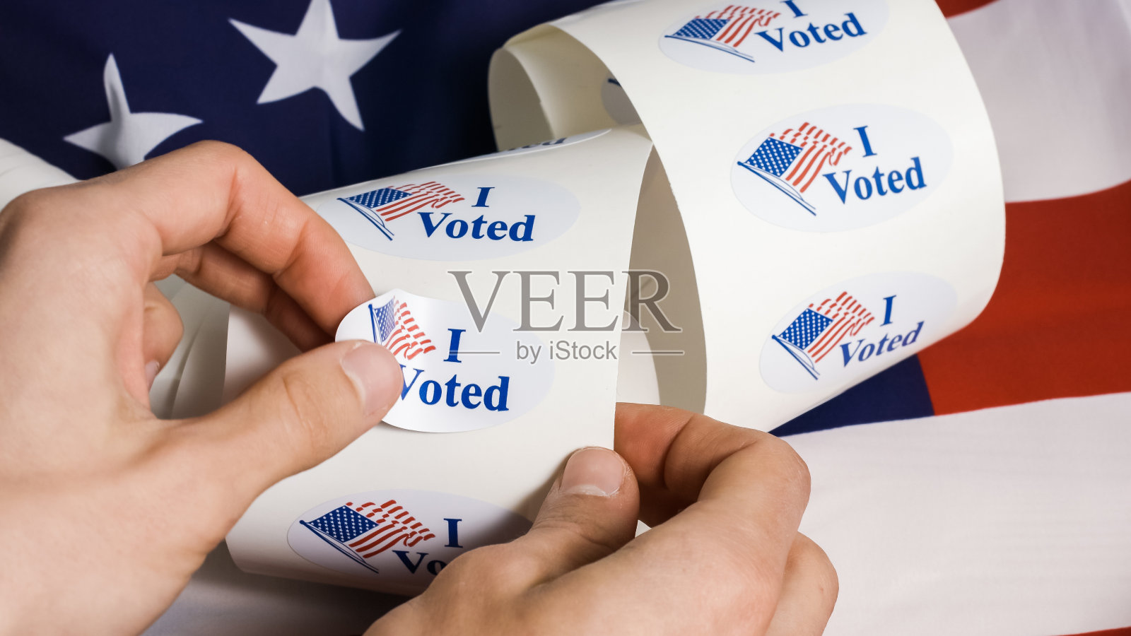 我投了带有美国国旗的贴纸照片摄影图片