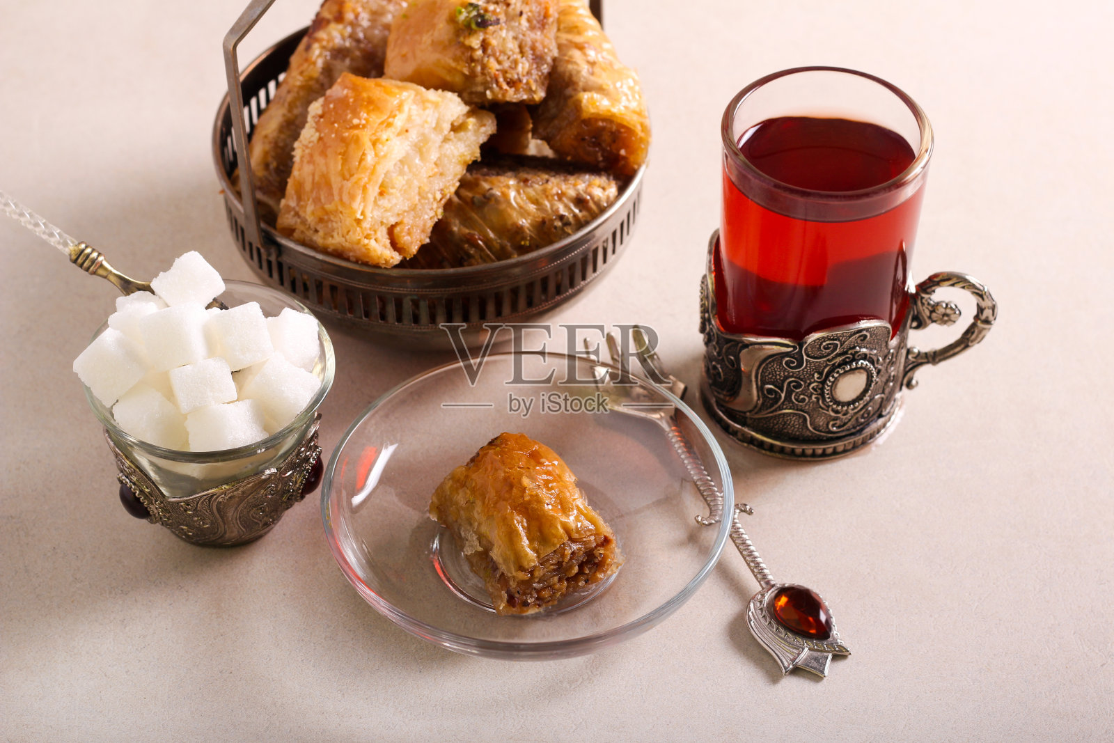 果仁酥甜点照片摄影图片