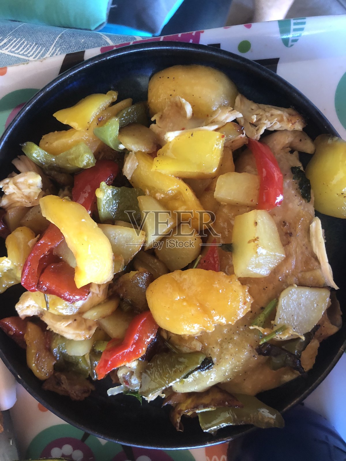 配菜的鸡肉照片摄影图片