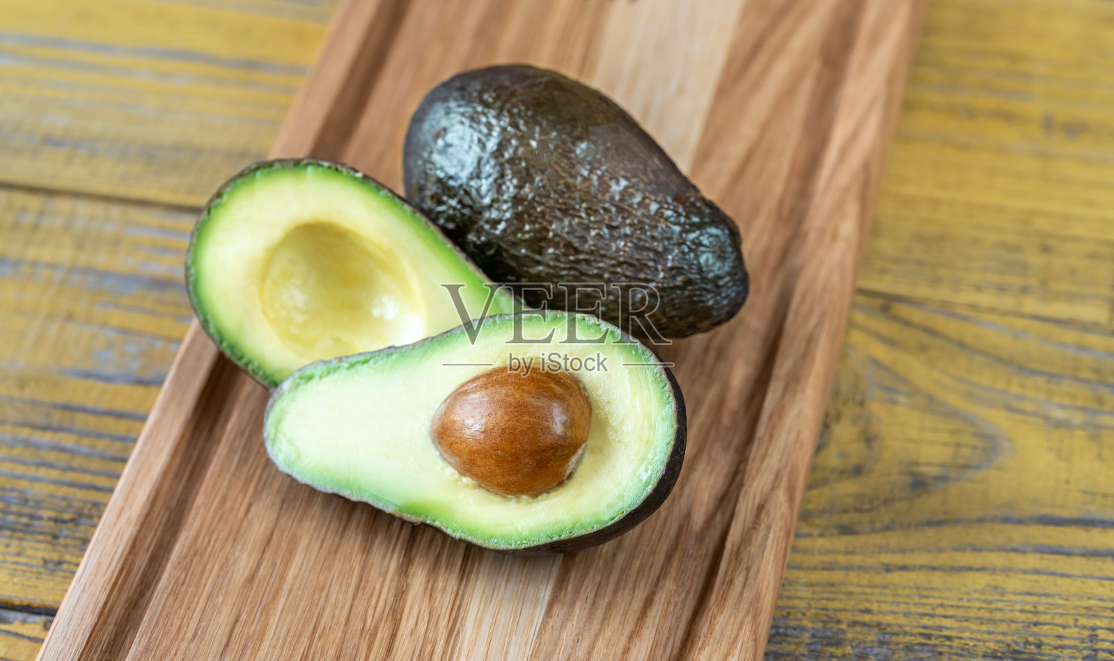 新鲜鳄梨照片摄影图片