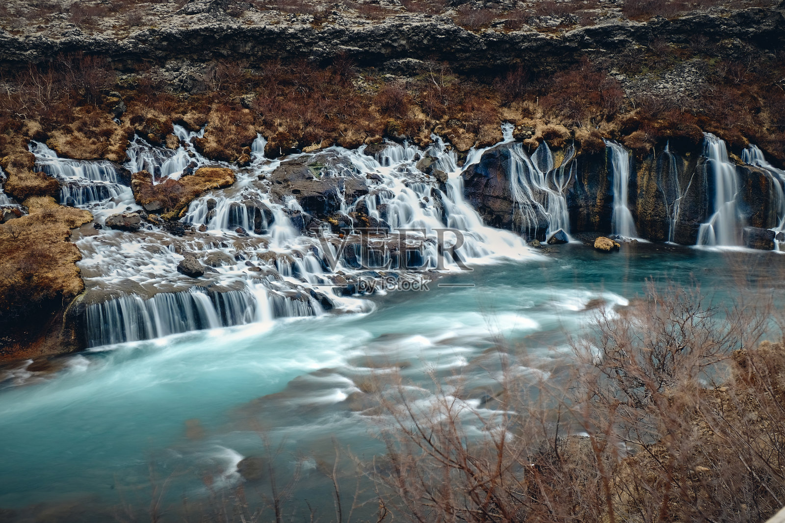 冰岛Hraunfossar瀑布景观照片摄影图片