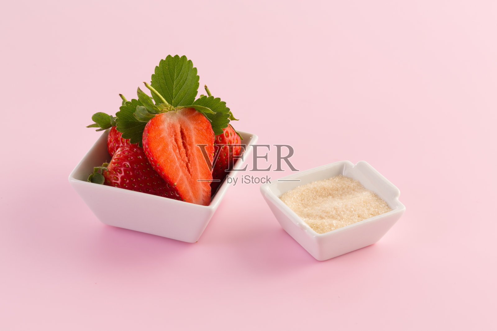 新鲜的草莓照片摄影图片