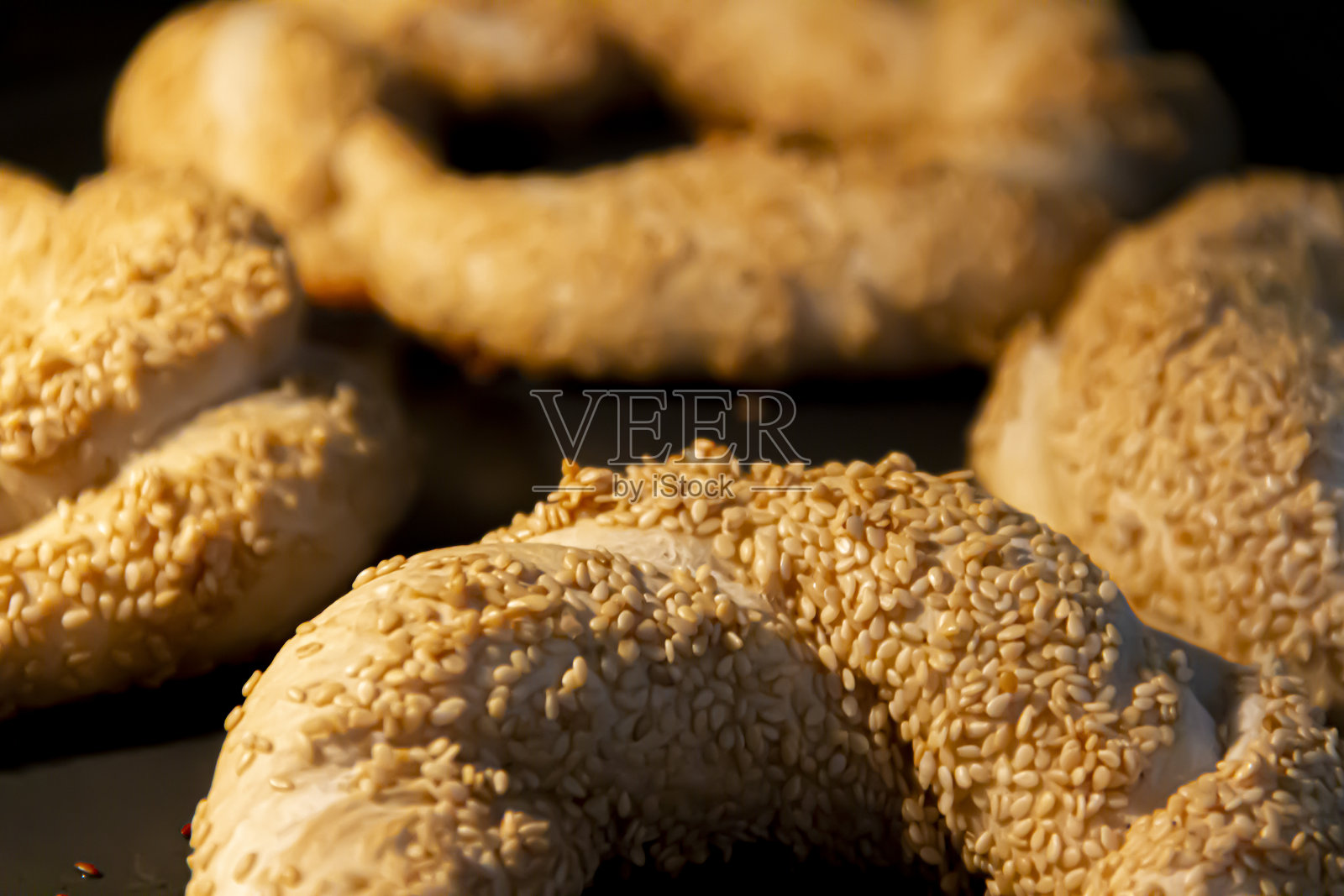 土耳其式糕点，叫做Simit照片摄影图片