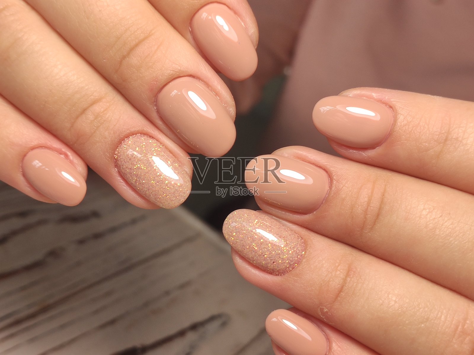 性感的粉红色美甲长指甲美丽照片摄影图片