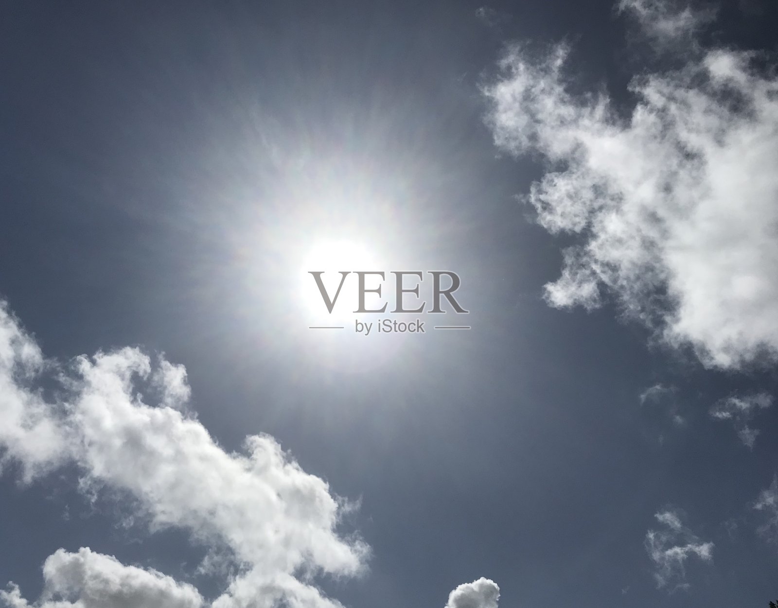 乌云散去照片摄影图片