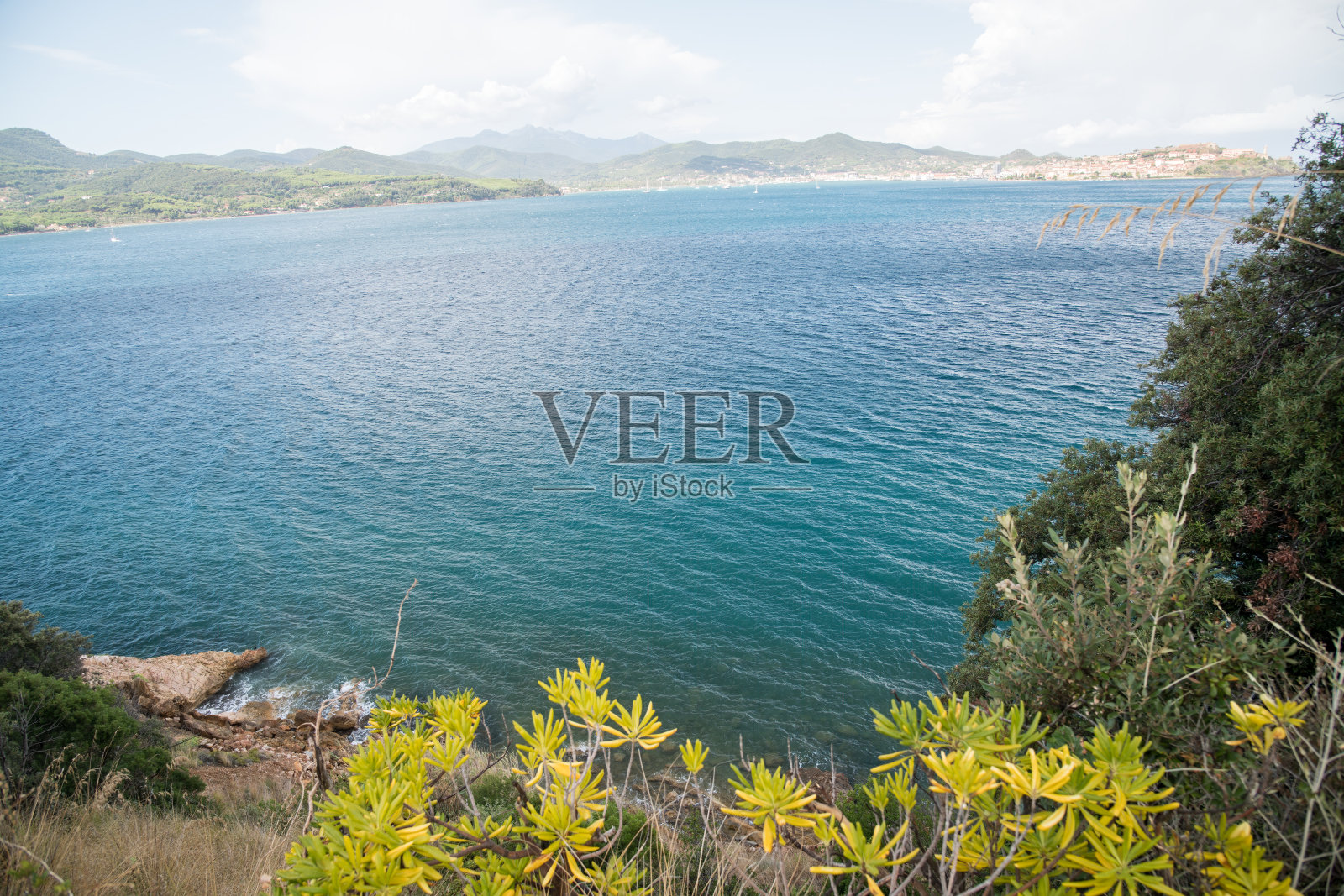 旅行。欧洲，意大利，托斯卡纳，厄尔巴岛的美妙景色。照片摄影图片