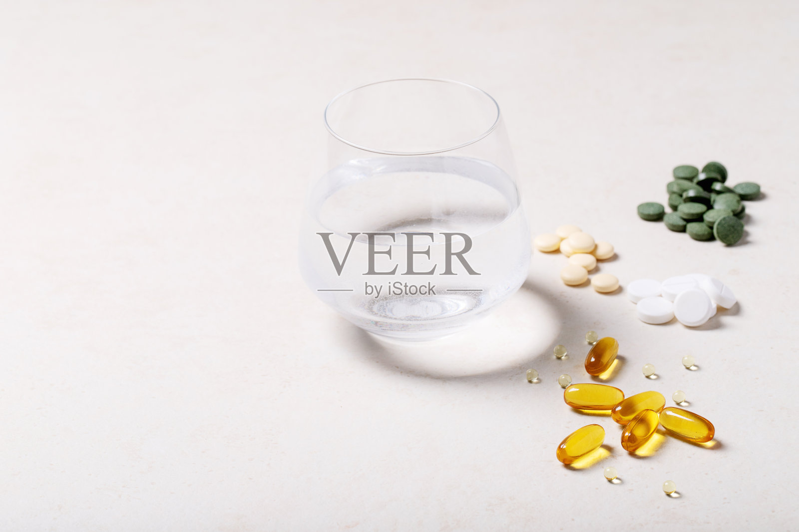 医药药丸和胶囊照片摄影图片