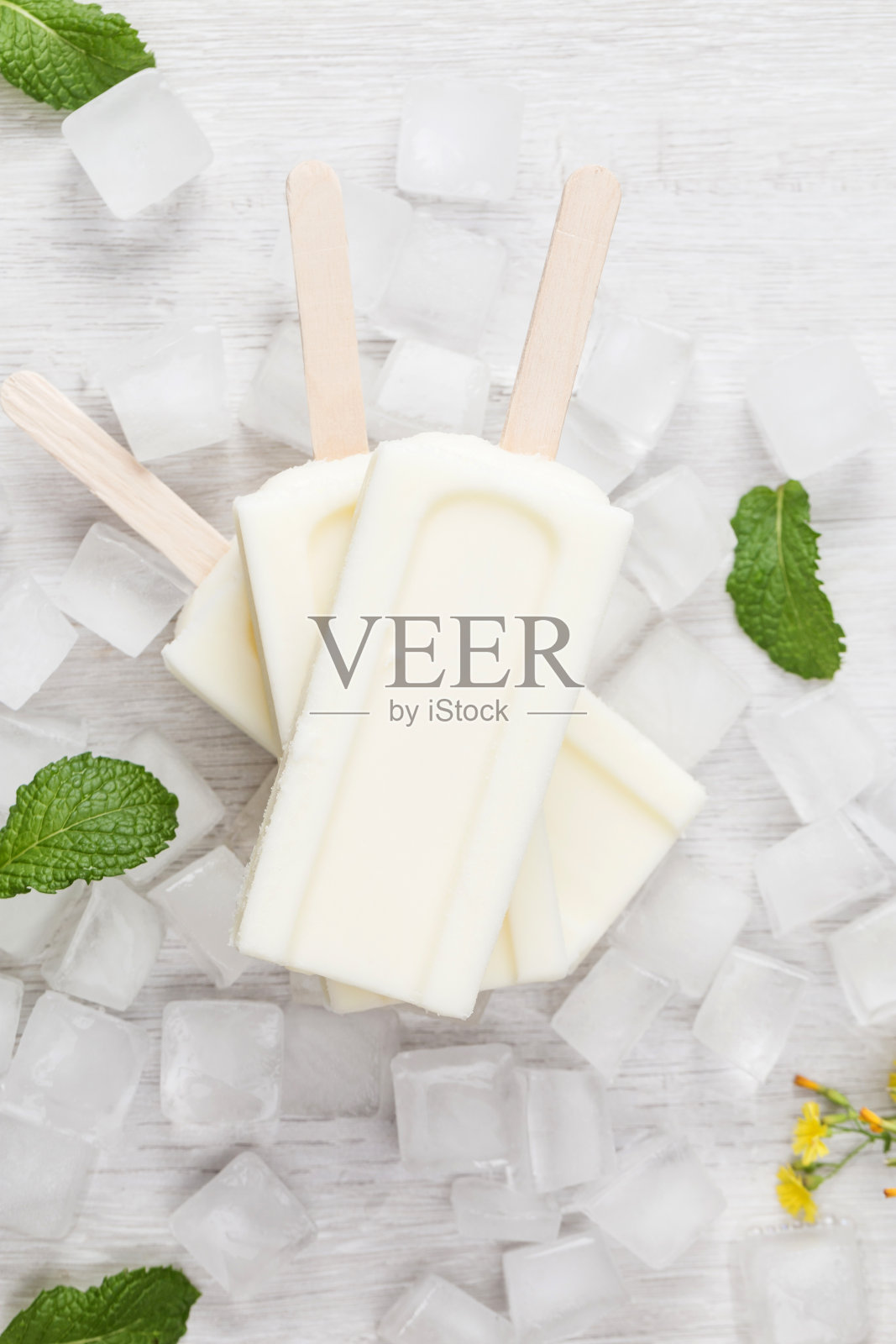 一个美味的雪糕棒照片摄影图片