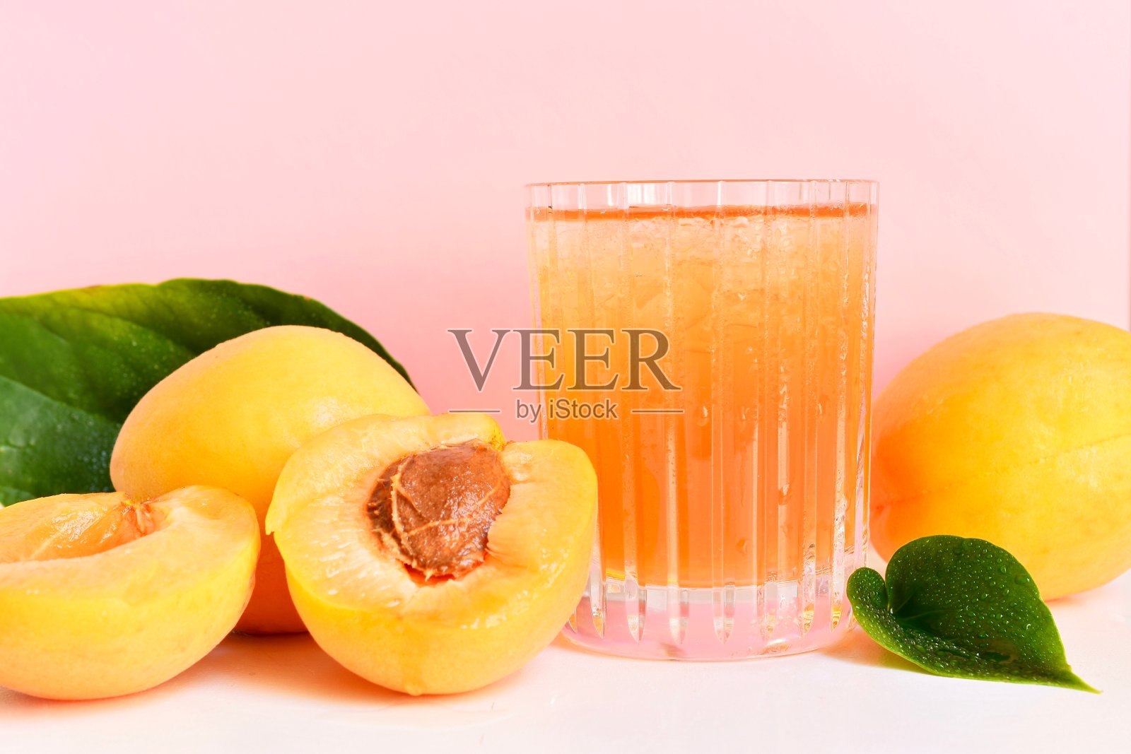 杏喝照片摄影图片