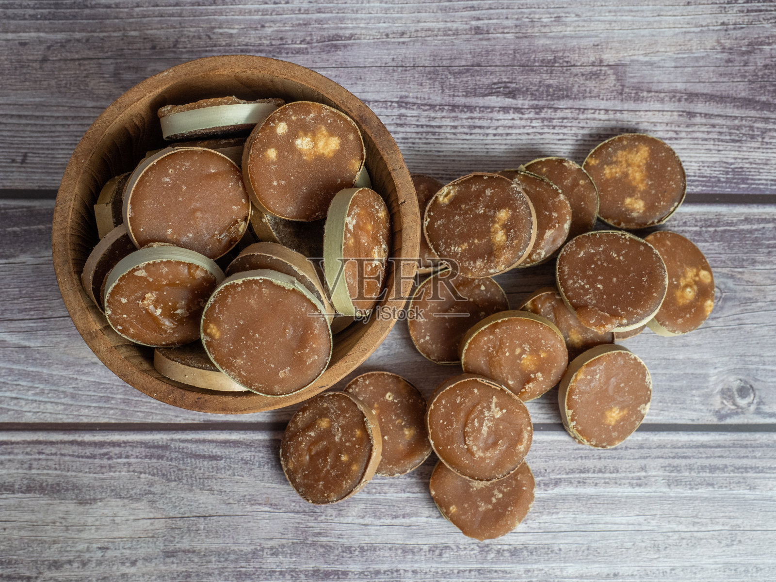 Palmyra棕榈糖蛋糕形式。照片摄影图片