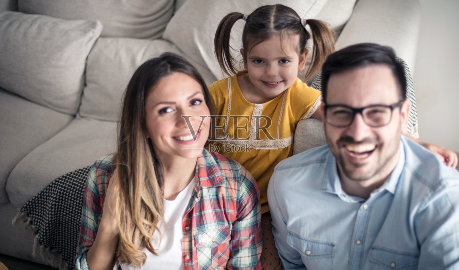 哪里有爱，哪里就有生命。照片摄影图片