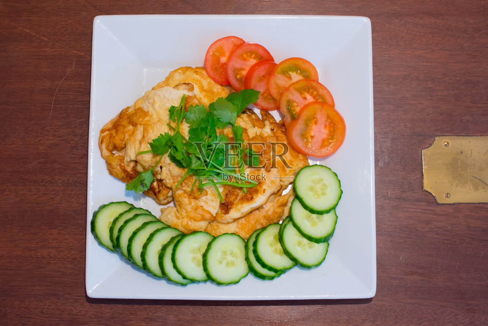 泰国菜各种餐具照片摄影图片