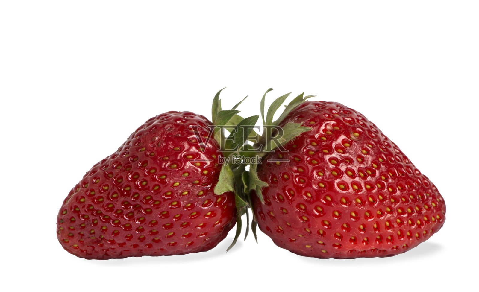 新鲜草莓孤立在白色背景。照片摄影图片