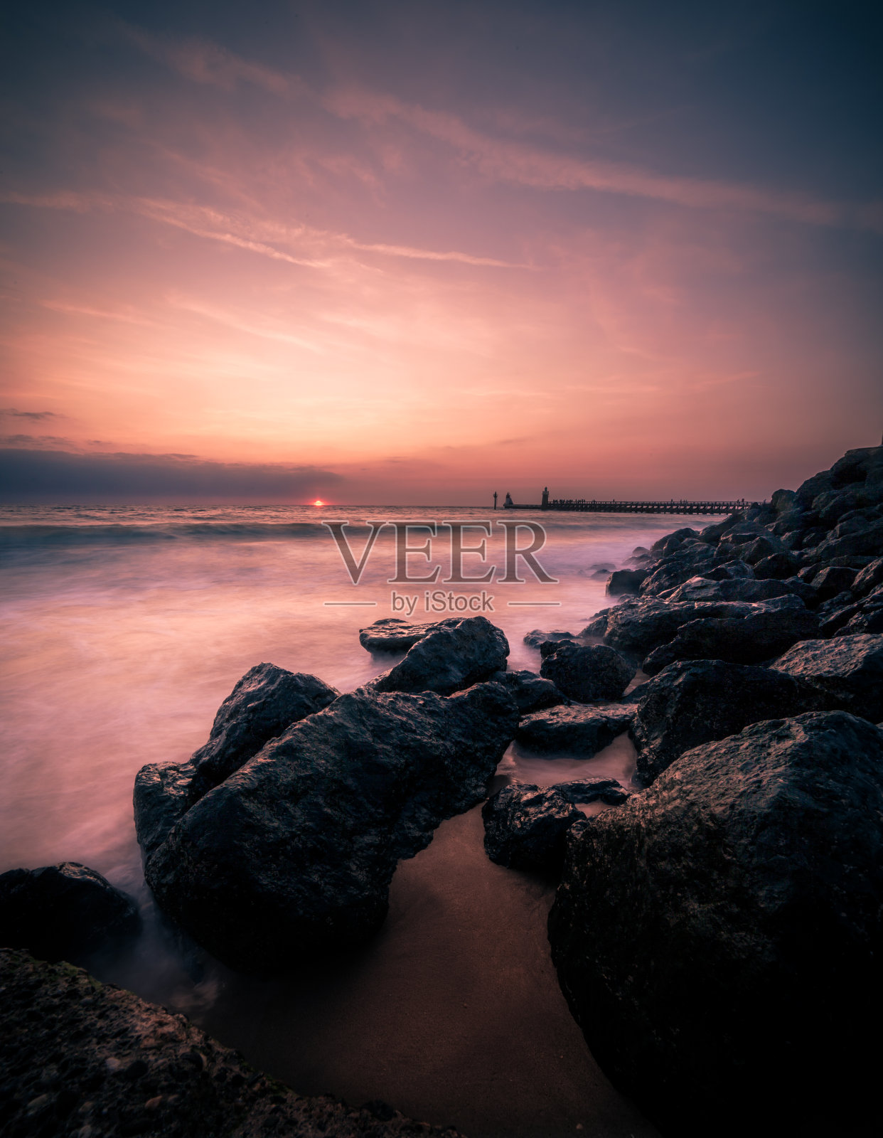 岩石和日落照片摄影图片