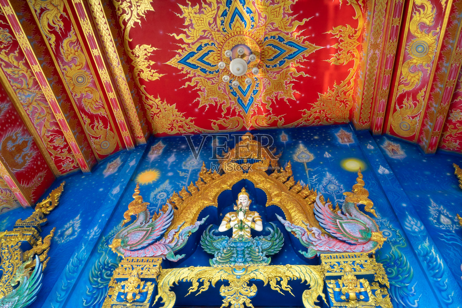 泰国清莱的蓝色寺庙照片摄影图片