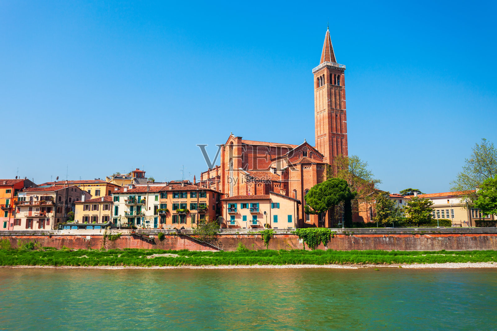 在维罗纳的圣安娜斯塔西娅教堂照片摄影图片