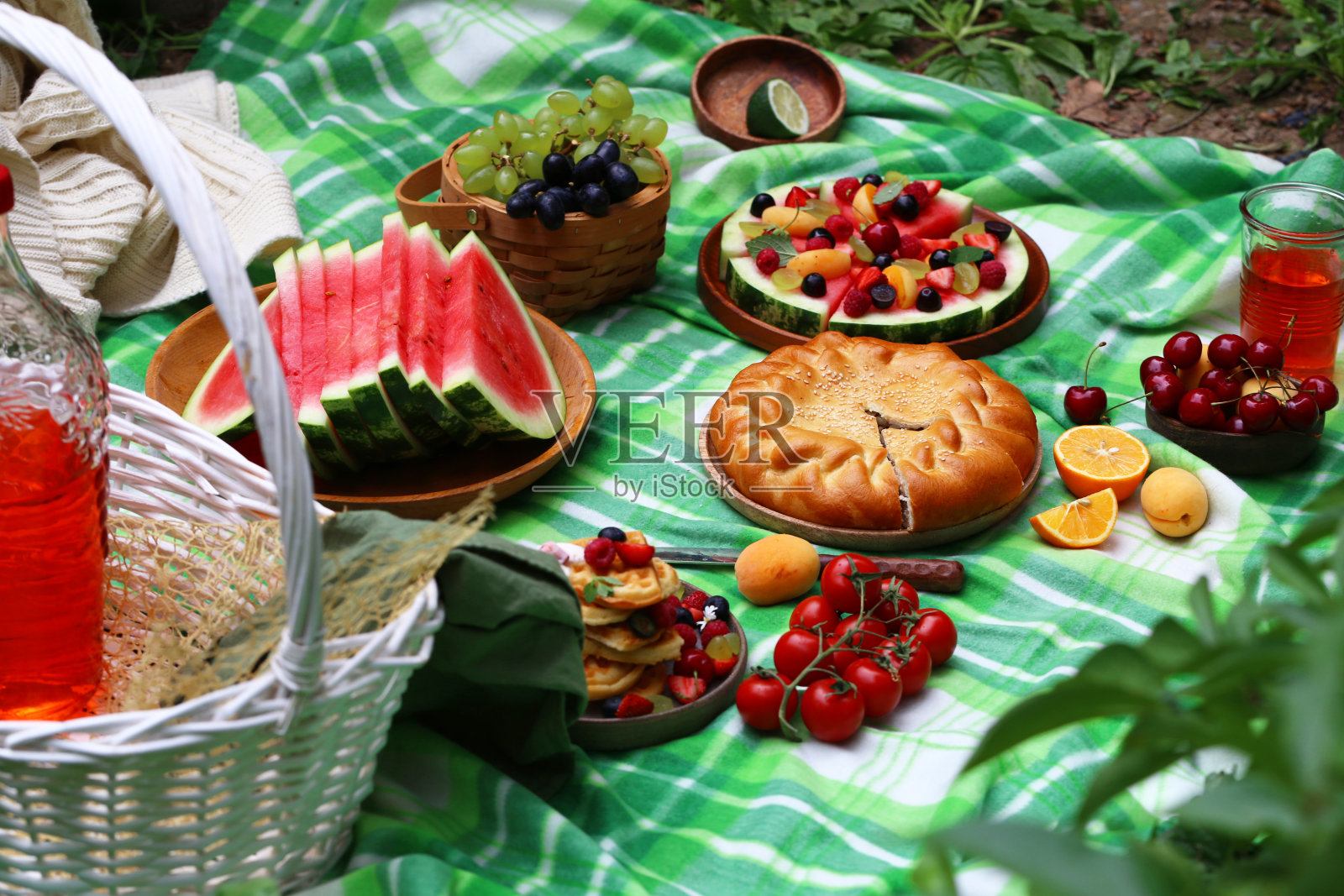 夏季野餐照片摄影图片