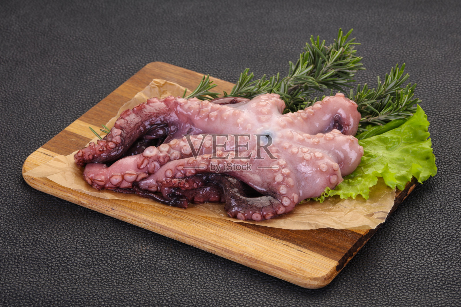 准备烹饪的生章鱼照片摄影图片