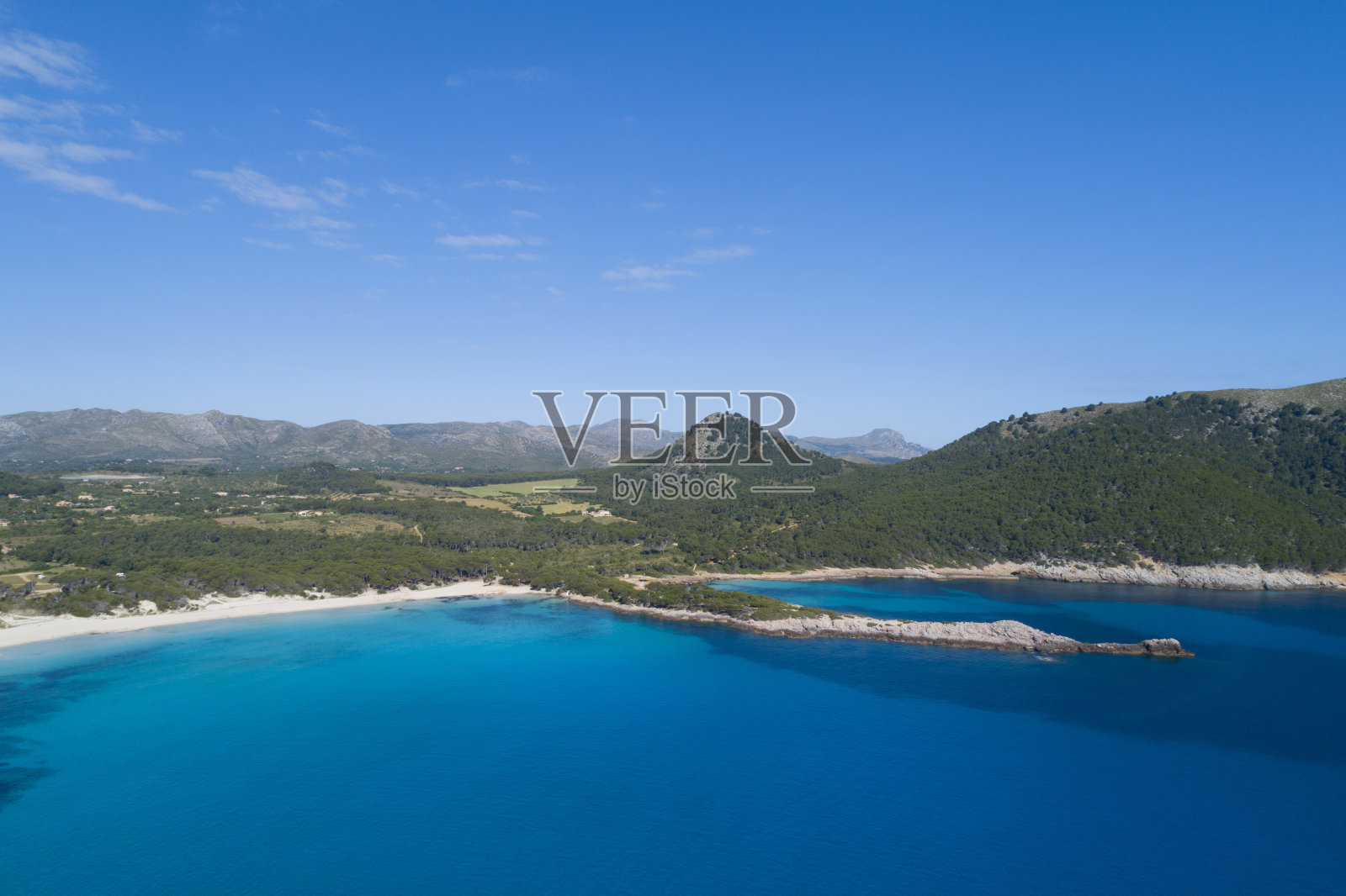 马略卡岛的天然海滩照片摄影图片