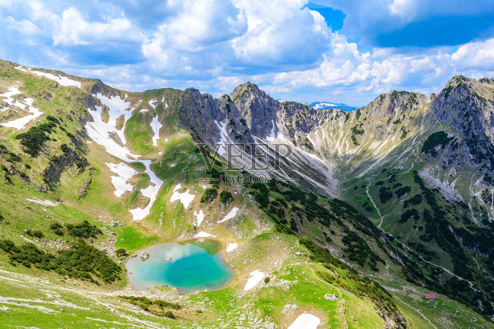 在奥伯斯多夫的Gaisalpsee和Rubihorn山美丽的风景，从Entschenkopf，阿尔高阿尔卑斯山，巴伐利亚，德国照片摄影图片