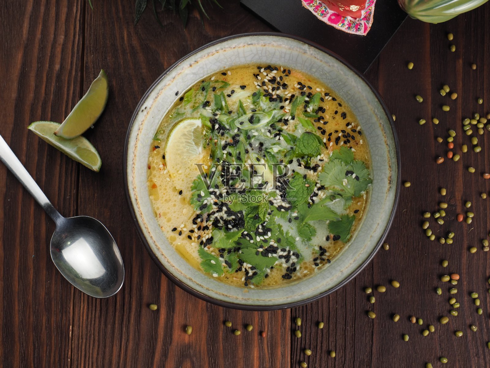 汤姆卡盖椰奶鸡汤照片摄影图片