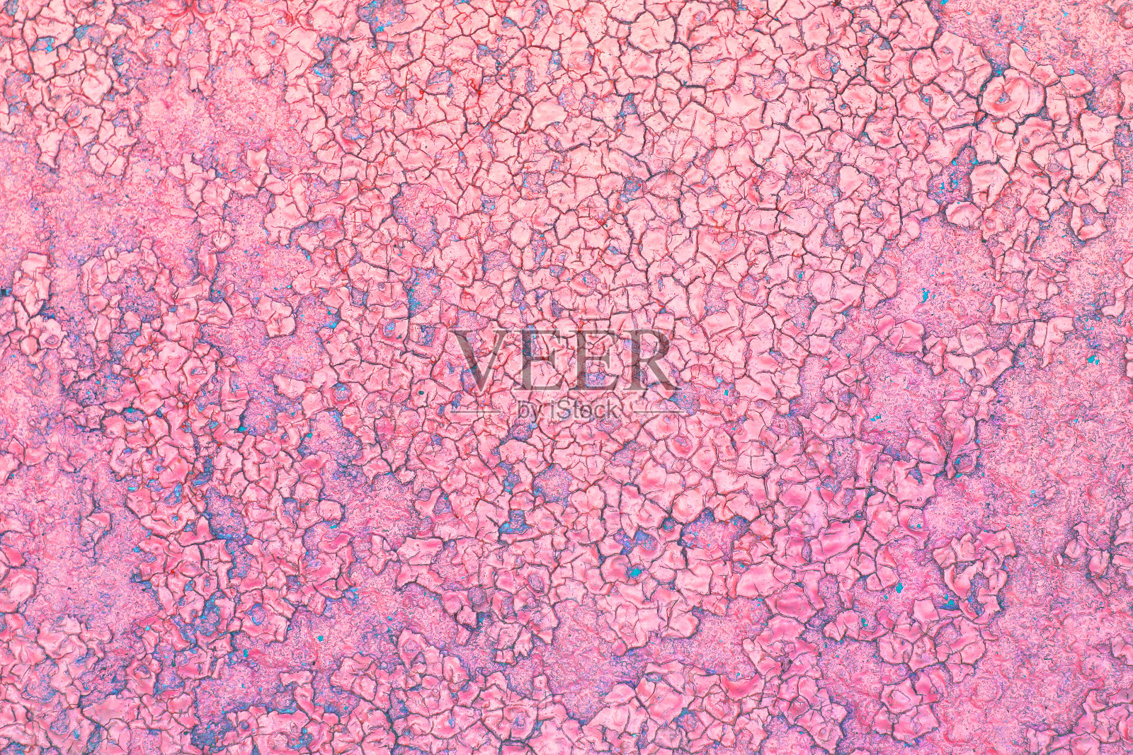 复古红色背景与旧红漆粗糙表面，条纹和不均匀的纹理的红色油漆在旧粗糙表面照片摄影图片