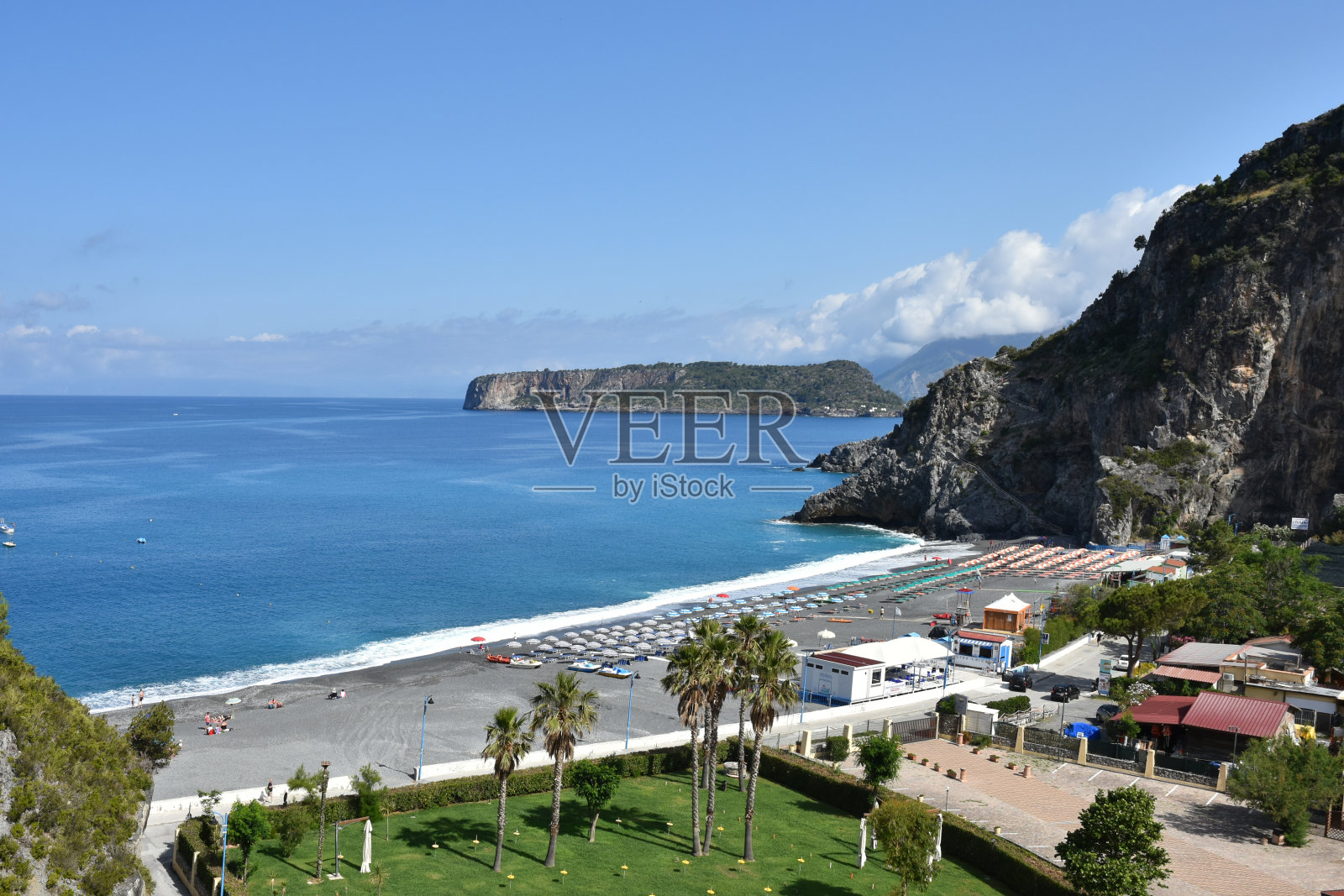 意大利圣尼古拉阿塞拉的古老海滨小镇。照片摄影图片