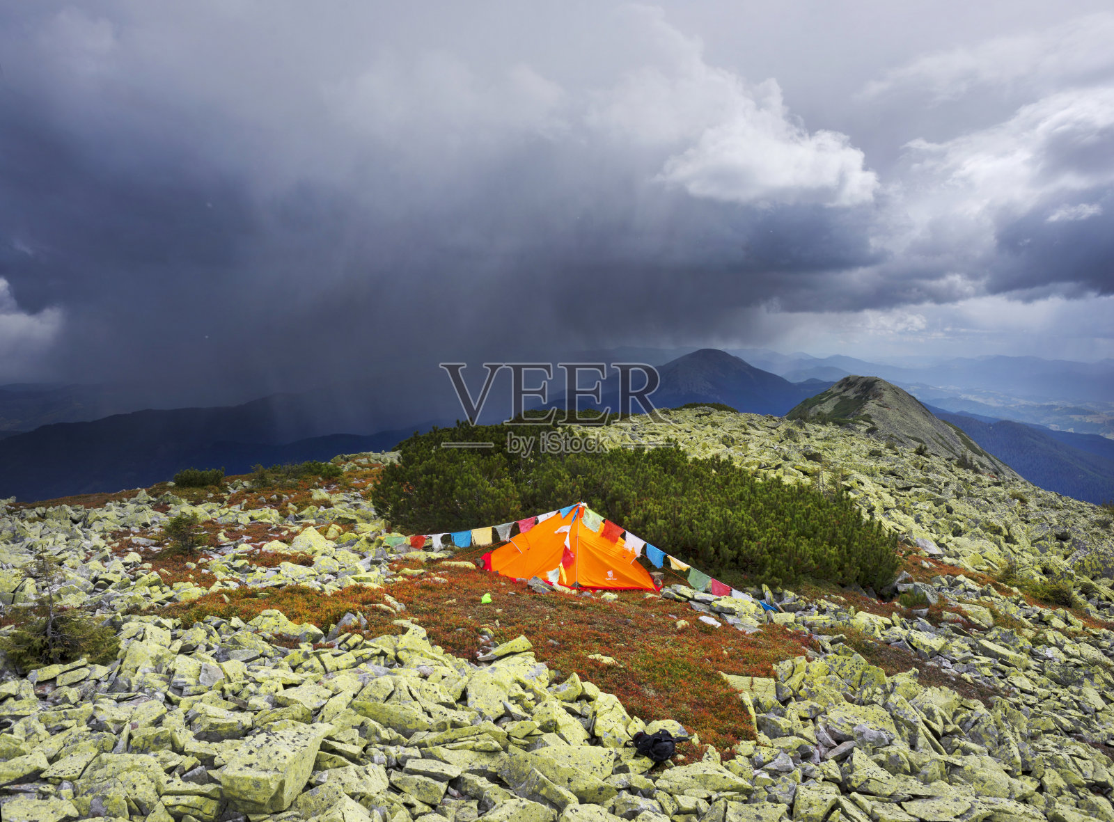 来自西藏山区的帐篷照片摄影图片