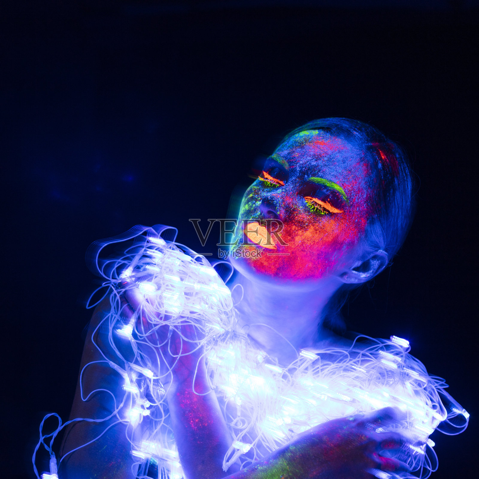 紫外线紫外线女性肖像照片摄影图片