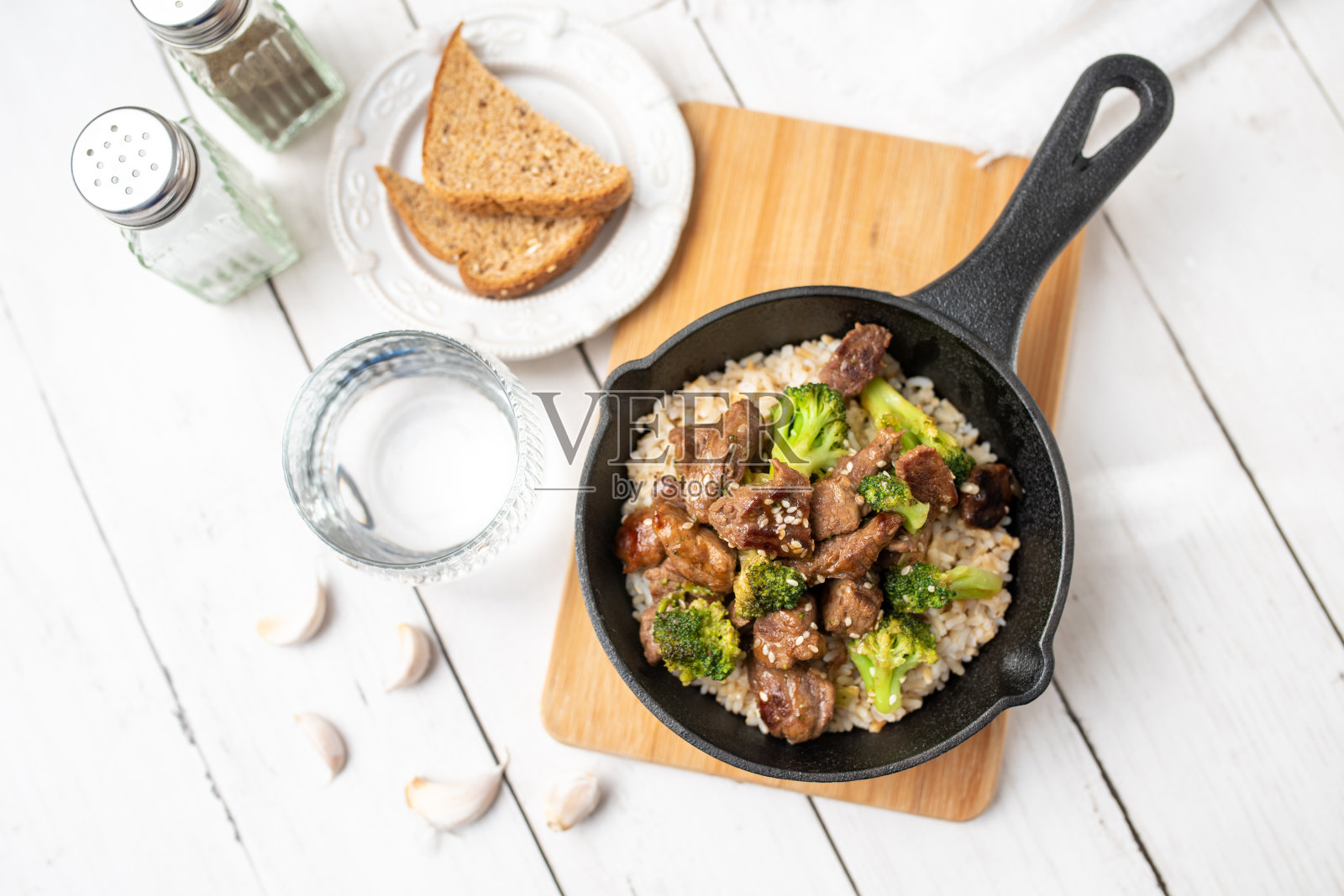 牛肉和西兰花照片摄影图片