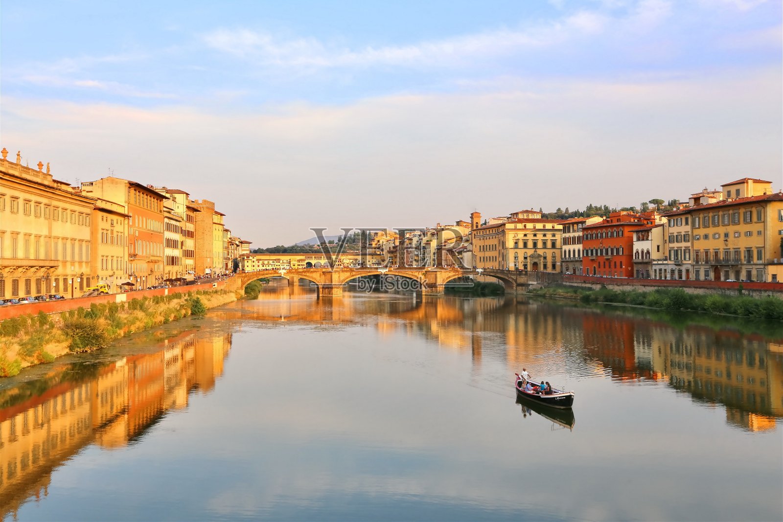 佛罗伦萨的阿尔诺河照片摄影图片