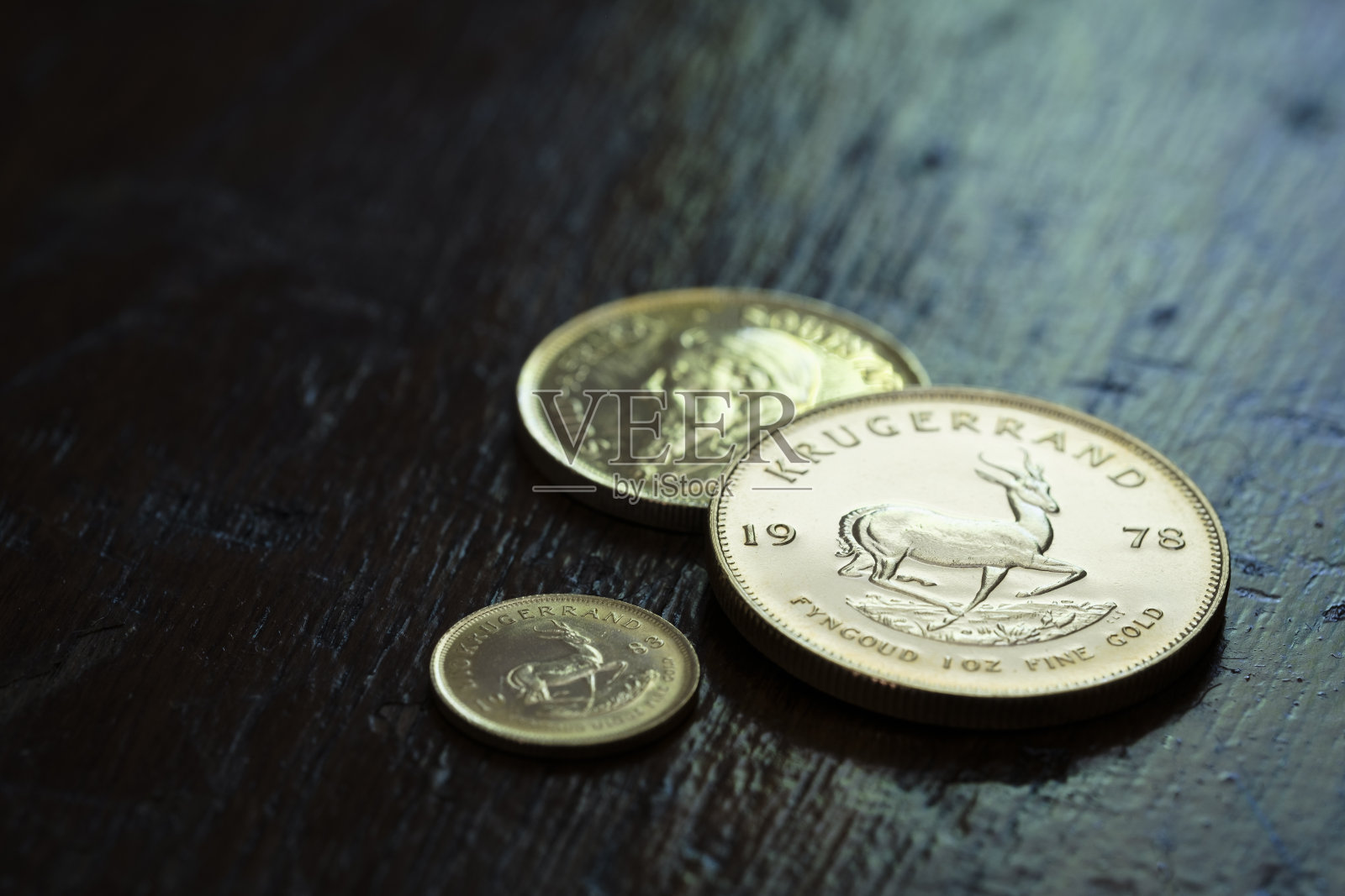 三枚克鲁格金币照片摄影图片