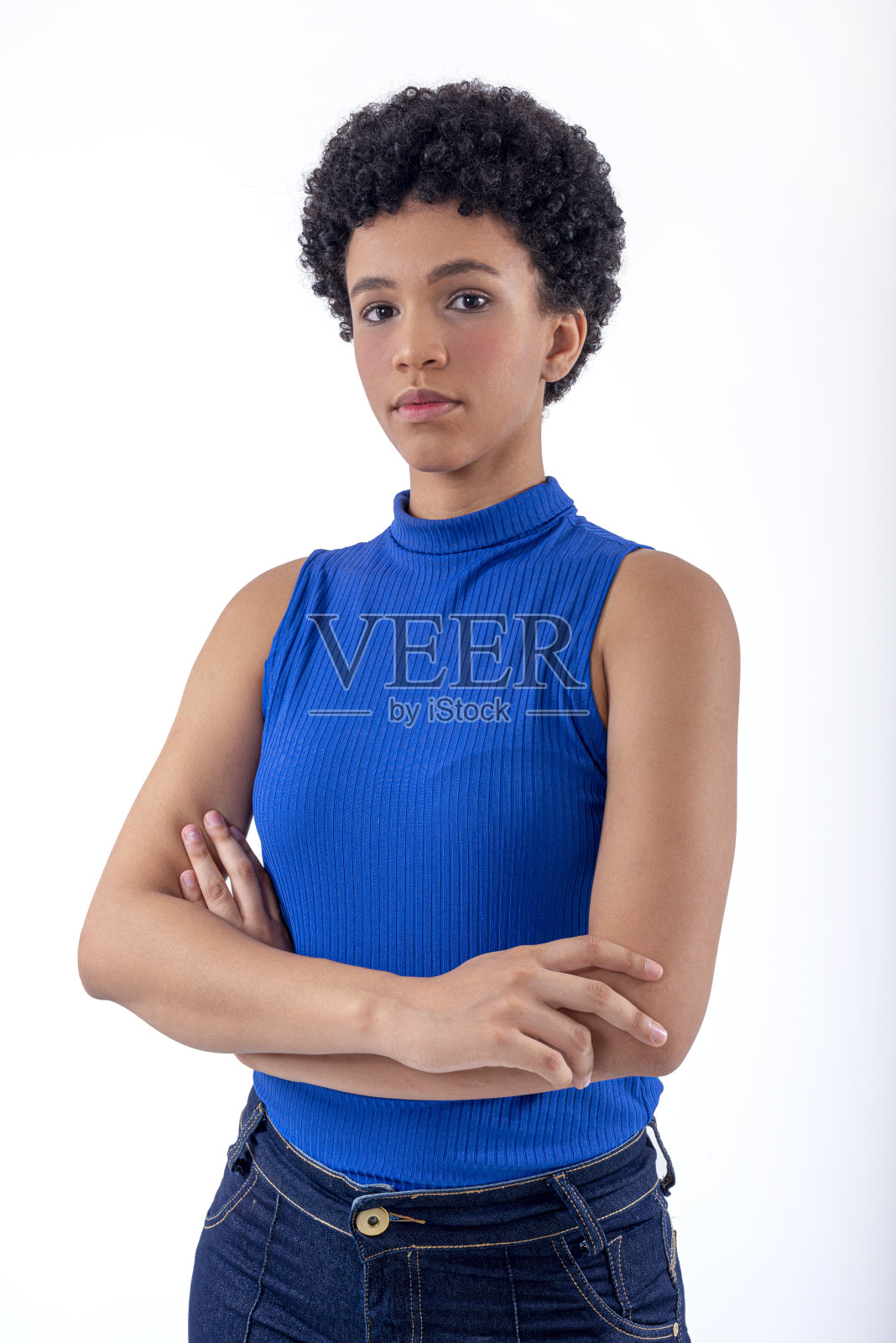 年轻女子的摄影工作室。照片摄影图片