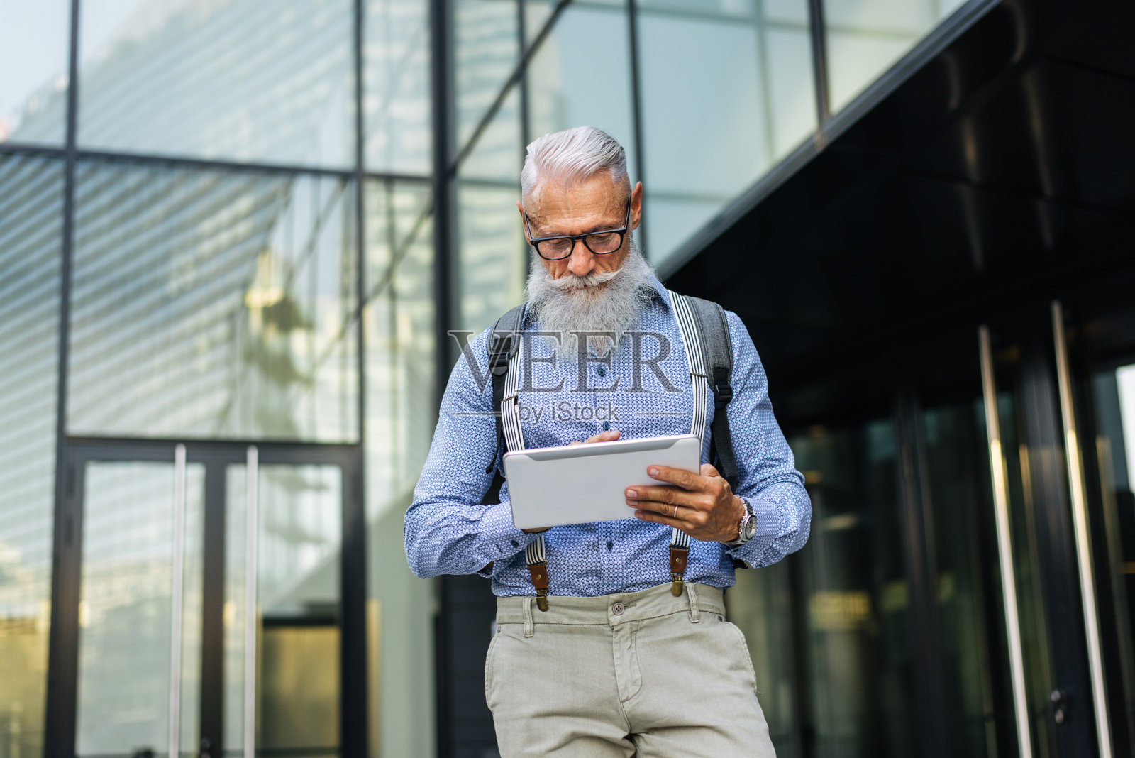 高级潮人肖像照片摄影图片