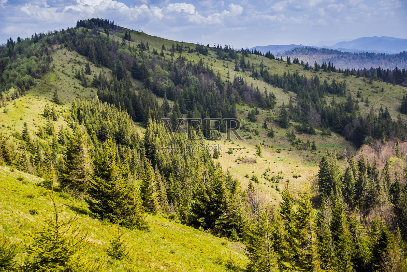 喀尔巴阡山脉的风景照片摄影图片